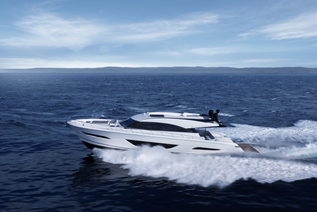 Maritimo S75 running